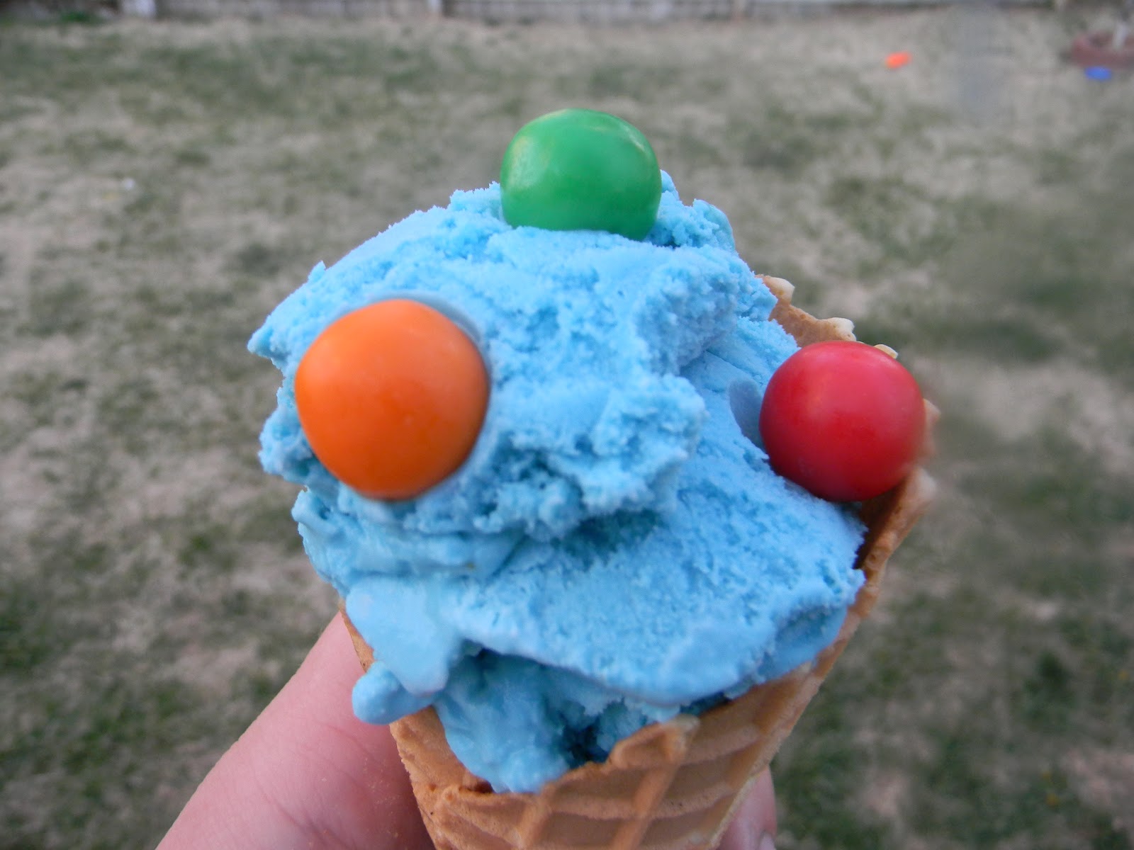 Bubble Gum Ice Cream Recipe! {Homemade Blue Ice Cream} The Frugal Girls