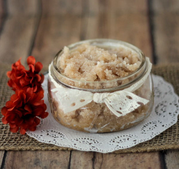 pumpkin-spice-sugar-scrub-recipe-gift-in-a-jar-the-frugal-girls