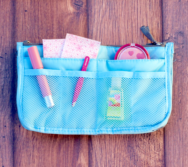 9 Purse Organizing Ideas + Tips to Lighten your Load! - The Frugal Girls