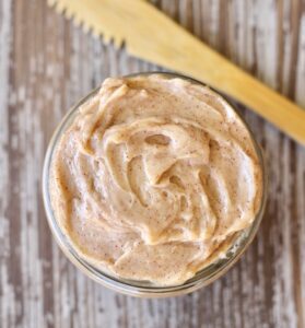 Cinnamon Brown Sugar Butter Recipe! {3 Ingredients} - The Frugal Girls