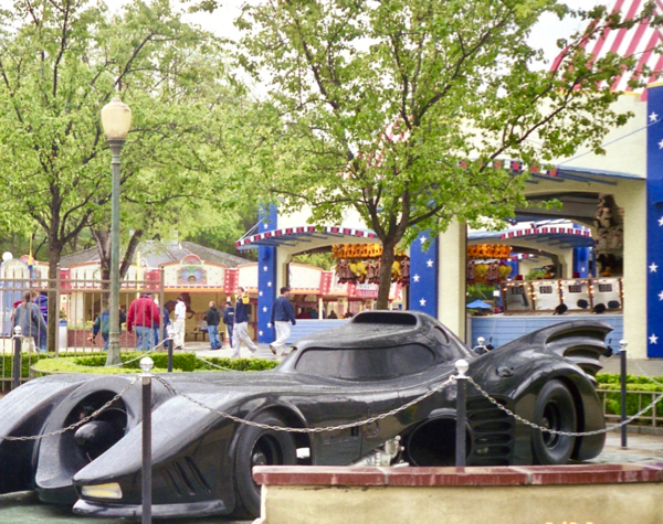 Magic Mountain Batmobile