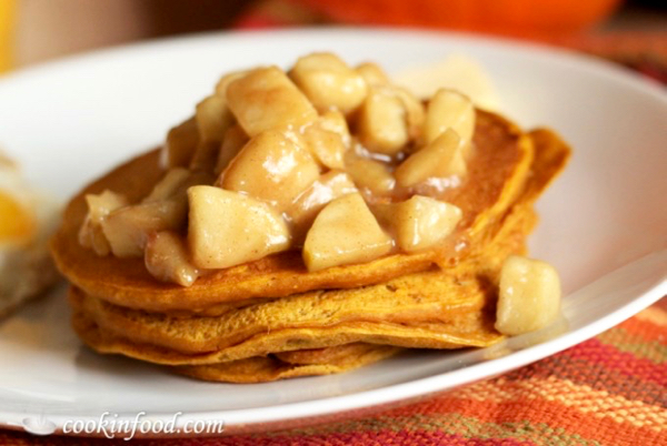 Best Pumpkin Pancakes Recipe with Spiced Apples