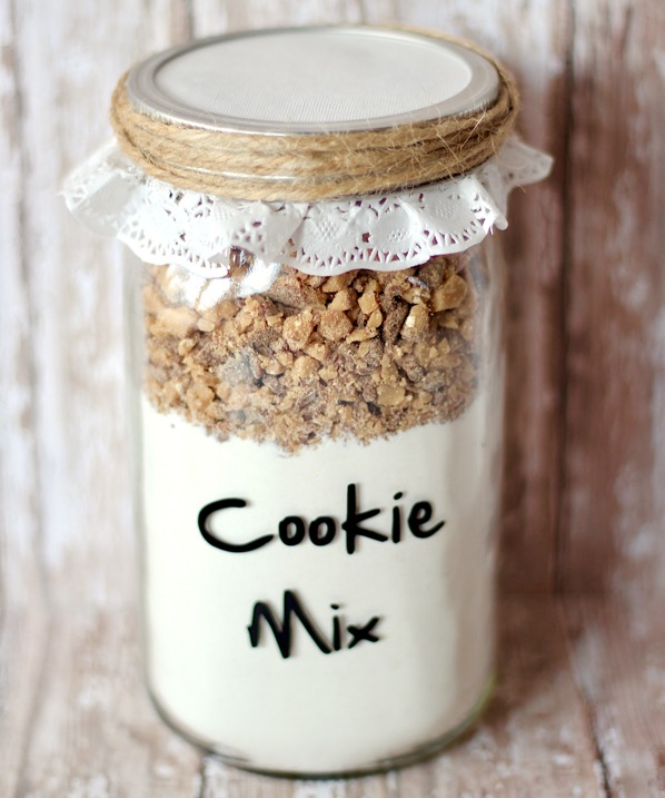 Heath Toffee Cookie Mix in a Jar