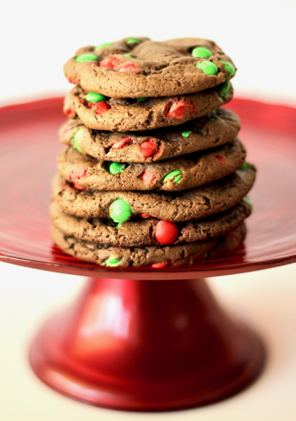 Christmas M&M Cake Mix Cookies! {4 Ingredients} - The Frugal Girls