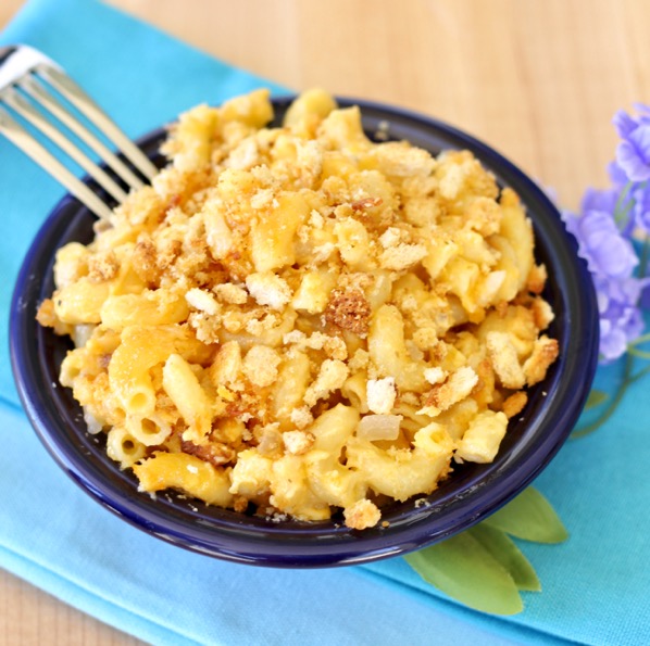 Easy Baked Macaroni and Cheese Casserole Recipe