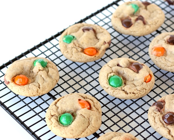 Pumpkin Spice M&M Cookies