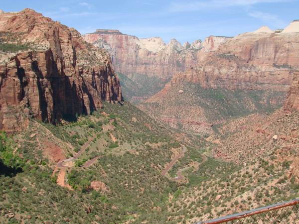 Zion Overlook Trail | TheFrugalGirls.com