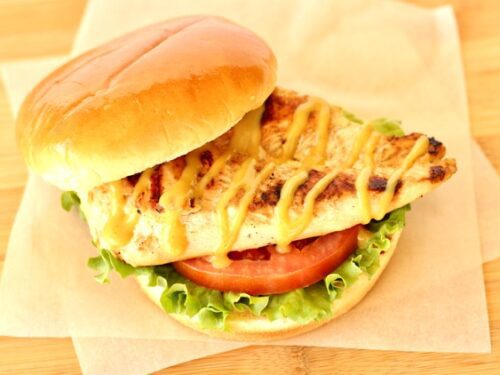 https://thefrugalgirls.com/wp-content/uploads/2015/06/Honey-Mustard-Grilled-Chicken-Sandwich-Recipe-500x375.jpg