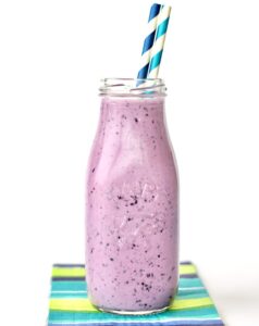 Blueberry Smoothie Recipe with Milk