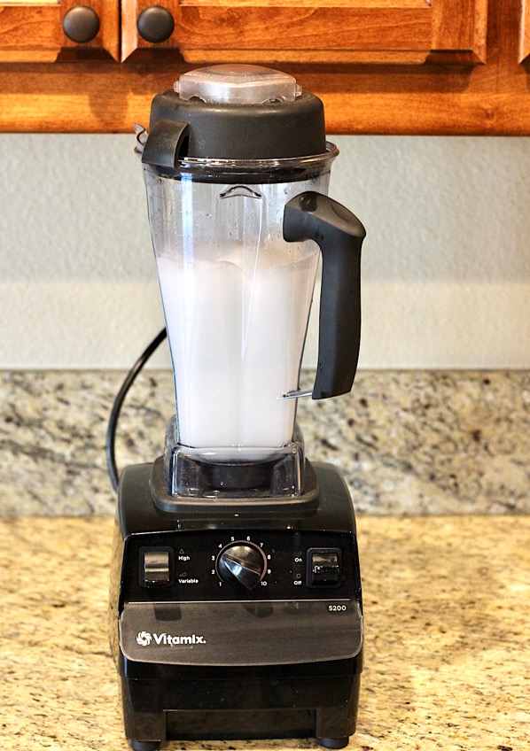 Quick Tip: An Easier Way to Clean a Blender - Imperfect Homemaking