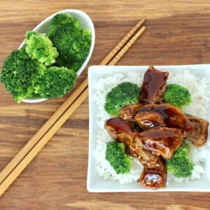 Plate of Broccoli Beef over rice.