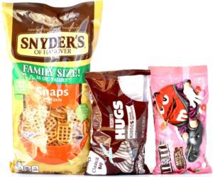 Square pretzels, Hershey's hugs, and M&Ms.
