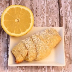 5 easy Crescent Roll Desserts that are 4 ingredient or less at TheFrugalGirls.com