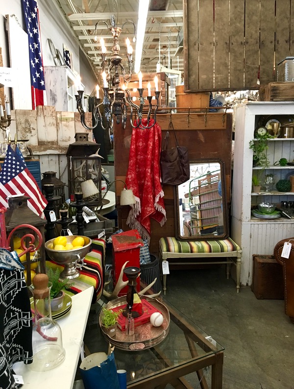 Best Vintage Antiques and Flea Market List from TheFrugalGirls.com