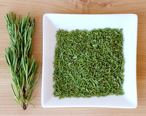 Drying Fresh Rosemary Tip at TheFrugalGirls.com