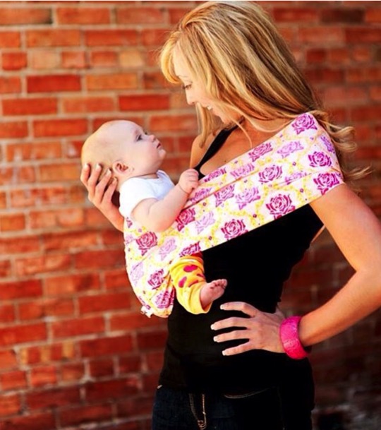 FREE Baby Sling Wrap at TheFrugalGirls.com