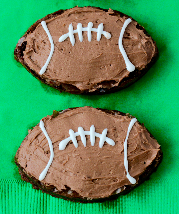 Easy Tailgating Food Ideas at TheFrugalGirls.com