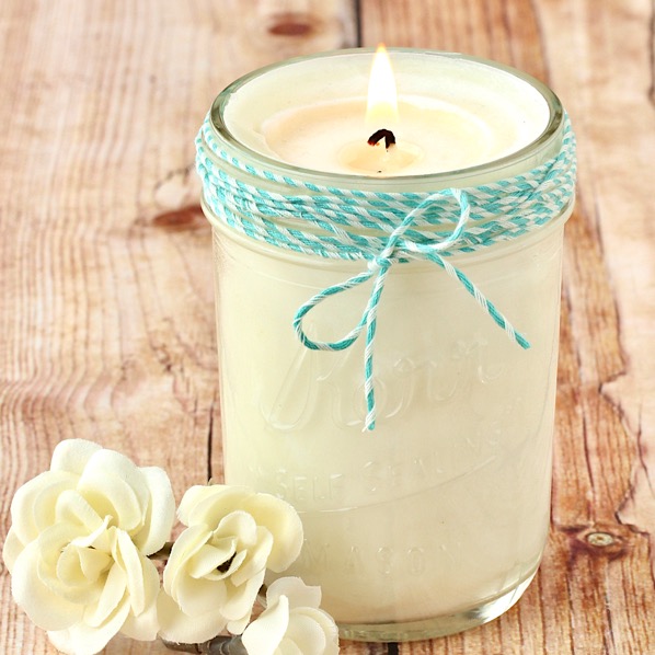 How To Make Soy Candles With Essential Oils - Simple Made Pretty