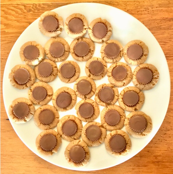 Easy Peanut Butter Cup Cookies Recipe