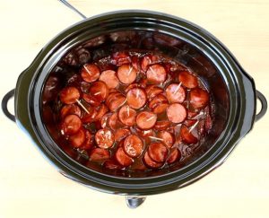 https://thefrugalgirls.com/wp-content/uploads/2016/11/Easy-Slow-Cooker-Appetizer-Recipes-300x243.jpg