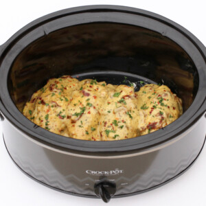 Sun Dried Tomato Chicken in a grey slow cooker.