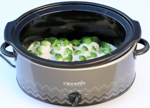 Chicken Broccoli Alfredo Crock Pot Recipe {3 Ingredients}