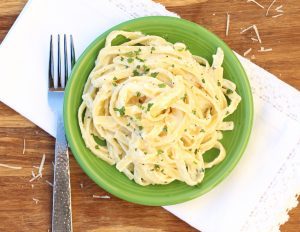 One Pot Fettuccine Alfredo Recipe! (Quick & EASY) - The Frugal Girls