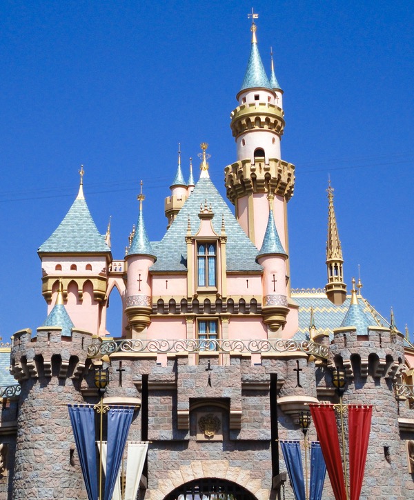 Disneyland Travel Tips and Advice