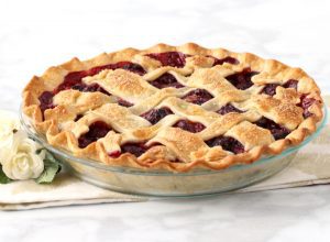 Easy Blackberry Pie Recipe (The BEST!) - The Frugal Girls