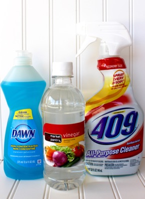 Make It Easy! You Only Need Four Cleaning Products