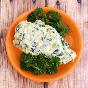 https://thefrugalgirls.com/wp-content/uploads/2020/04/Easy-Crockpot-Spinach-Artichoke-Chicken-Recipe.jpg