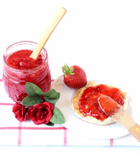 Easy No-Cook Any Berry Freezer Jam – Recipe and Instructions - Gardening