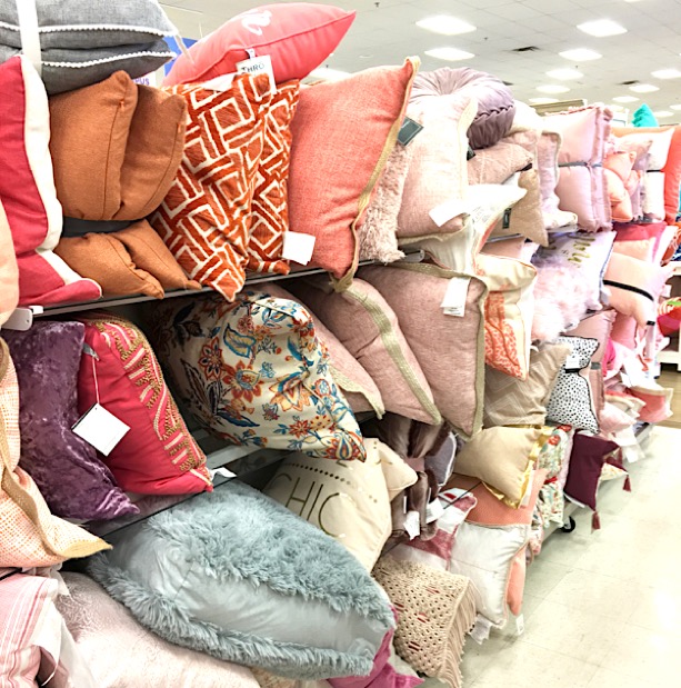 10 Tips To Save You Hundreds When Shopping at T.J.Maxx, HomeGoods &  Marshalls