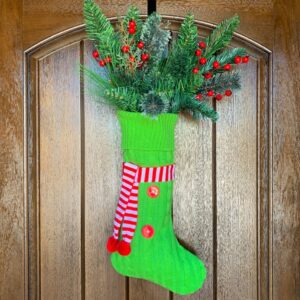 https://thefrugalgirls.com/wp-content/uploads/2021/07/DIY-Stocking-Wreath-1-300x300.jpg