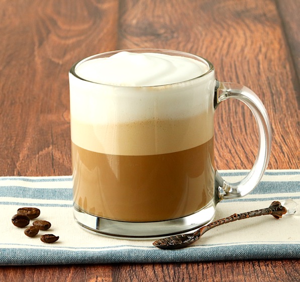 How To Make Latte Macchiato: Two Schools of Thought