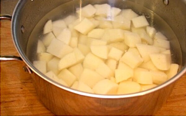 How to Boil Potatoes for Mashed Potatoes