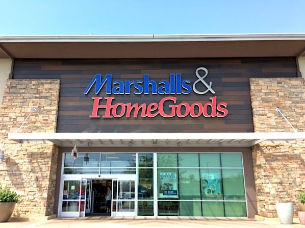 Marshalls and HomeGoods Store Front.