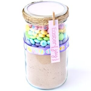 Easter M&M cookie mix layered in mason jar.