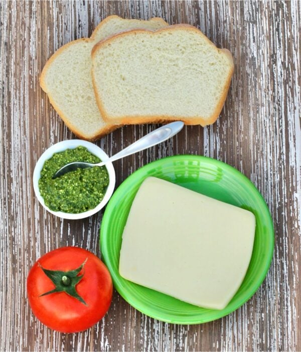 Caprese Sandwich Ingredients