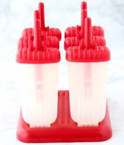 Six popsicles mold.