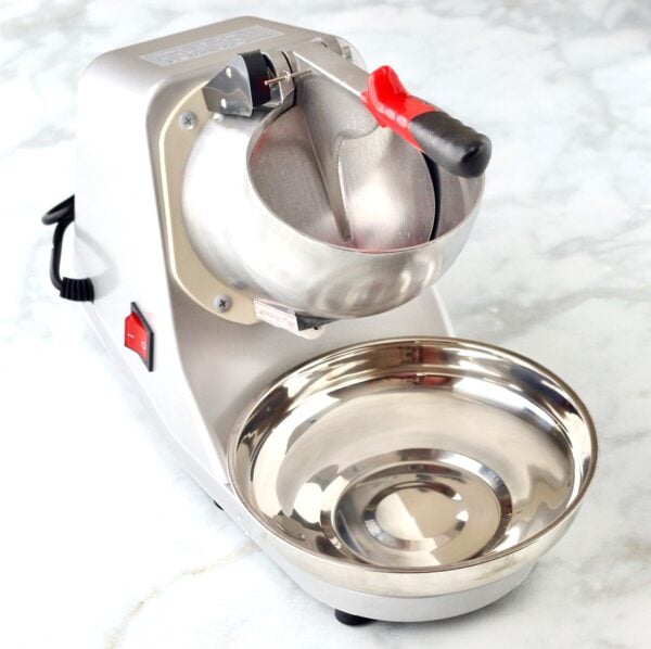 Shaved Ice maker with bowl.